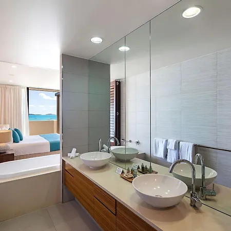 Mirage Whitsundays Aparthotel Airlie Beach Exterior photo